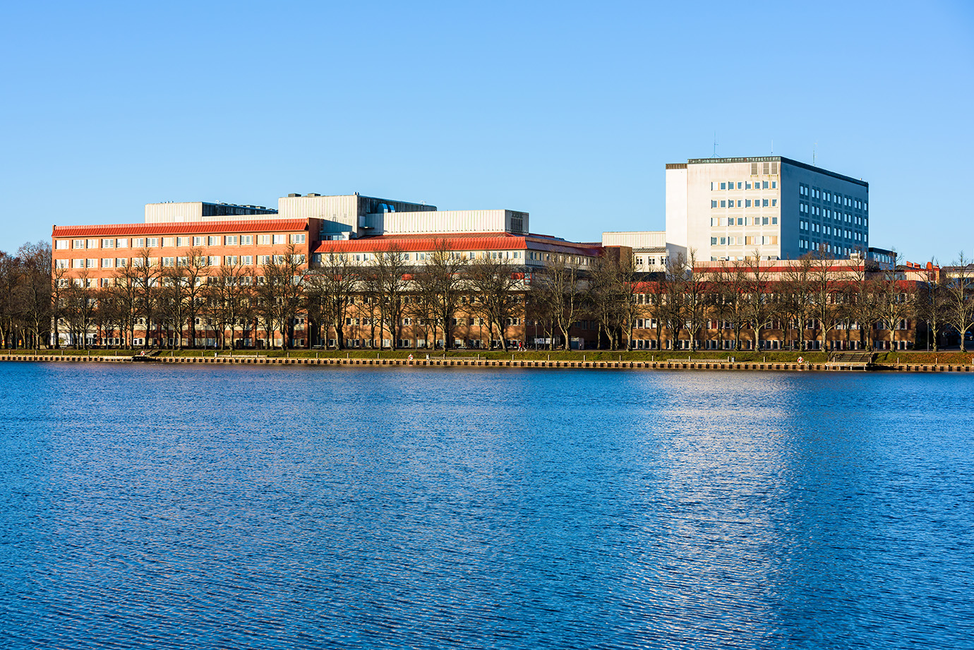 Installation of Integra at hospitals in Sweden SHS